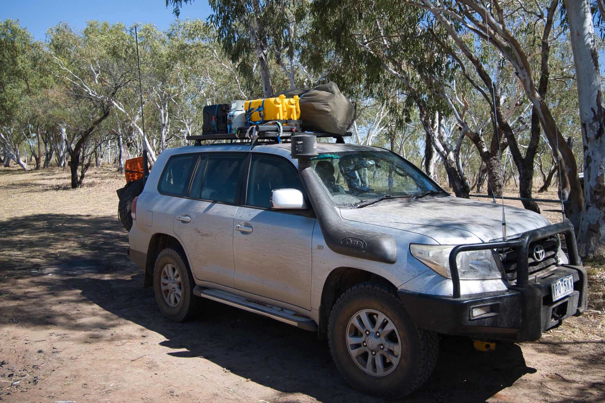 Our now very dirty LandCruiser 200